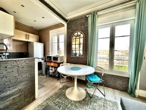 Appartements joli T2 situe dans le coeur de Cabourg : photos des chambres