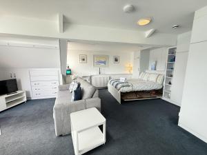 Crows Nest - panoramic views of St Ives harbour