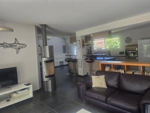 Maison Climatisée, Jardin, Piscine, 7 pers