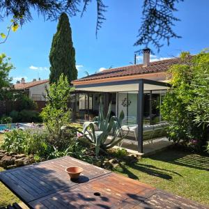 Maison 150 m2 Climatisée, Jardin, Piscine, 7 pers