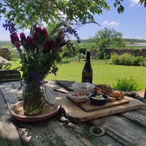 Sejours chez l'habitant Chambre spacieuse Le clos des vignes : photos des chambres