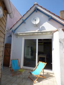 Maisons de vacances Maison de pays 500 m de la plage : photos des chambres