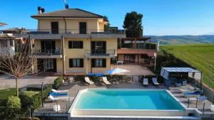 Casa Ciarpella with pool - Monte San Giusto