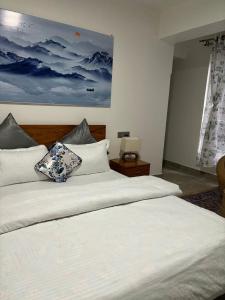 Arcane viewfinder homestay