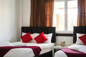 Queen Massarossa Pool Villa Pattaya-25