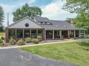 Luxury Ranch in Darmstadt - Newburgh