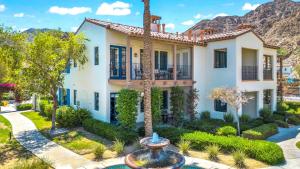 LV354 Upstairs 3 Bedroom Legacy Villa