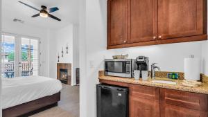 LV354 Upstairs 3 Bedroom Legacy Villa