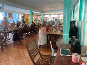 Golden Dragon House Vang Vieng - Phonsavan