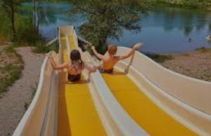 Villages vacances mobil home 150 chez Valerie : photos des chambres