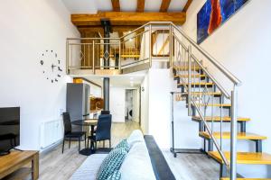 The Comfortable Loft