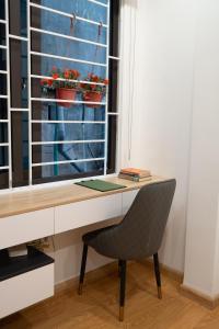 Home of Serenity - 3 BR & 3 baths - 1 to Hoan Kiem Lake & Old Quarter