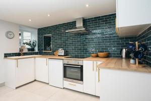 Basin Cottage Retreat