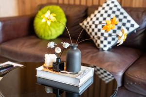 Elegant 2 bedroom- good location- yolohomesaigon- terra