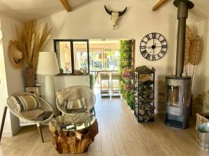 Maisons de vacances Ideal pour vos vacances Villa avec piscine et jacuzzi a 15 min de la plage : photos des chambres