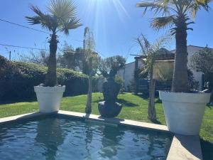 Idéal pour vos vacances Villa avec piscine et jacuzzi à 15 min de la plage