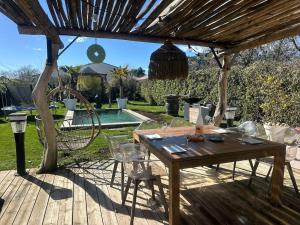 Idéal pour vos vacances Villa avec piscine et jacuzzi à 15 min de la plage