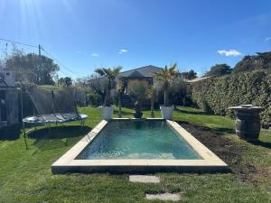 Idéal pour vos vacances Villa avec piscine et jacuzzi à 15 min de la plage