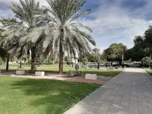 Al Ain Host - Al 'Ayn