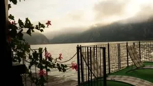 维拉普维斯蒂邓拿利旅馆 - 埃尔埃尼塔