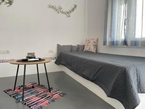 Cavalari Santorini - Sunny and quiet room #1