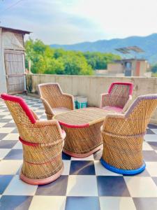 Green Hub-Pool Villa with Nature