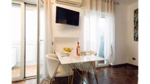 Bari Central Suite - Central Apartment with Sea View - Bari