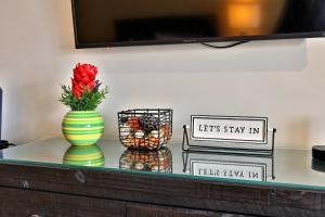 Hotel Style Condo Promising a Comfortable and Convenient Retreat right in the heart of Vermont ski country