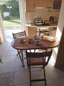 Cosy garden house in a villa