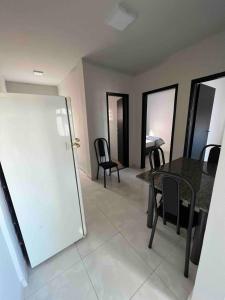 Apartamento Inteiro perto de tudo e garagem Um achado