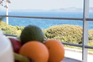 Rafinas Paradise View!Walking access to the Port!!! Amazing Seaview!!!