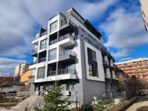 Continental studios 5