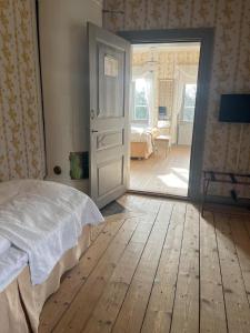 Triple Room with Private Bathroom room in Thottska Villan