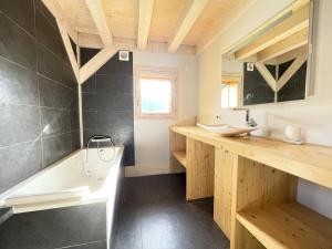Residence Grenier De Koikoi - Chalets pour 10 Personnes 404 : photos des chambres
