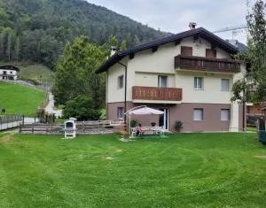 Casa Vescovi - Tilliarn