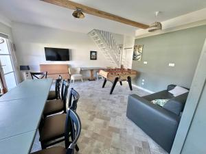 Appartements Maison - 2 chambres - Terrasse - Babyfoot : photos des chambres