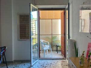 The Collectors Home - Station & Park view