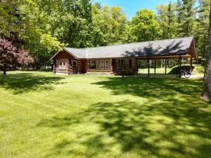 Lake Access! Twin Birch Resort - Kodiak Cabin - Beulah