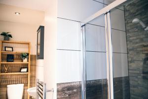 The Cozy corner studio, FREE Parking, central location