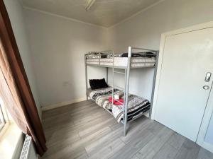 Double Bedroom Near Heathrow Airport & London