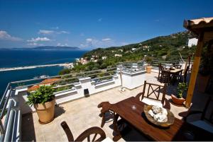 Aegean Wave - Faros Skopelos Greece