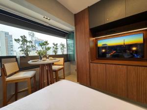 Studio Rua Pamplona, Paulista