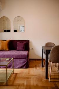 Acanthus Art Deco Retreat 250 from Metro & Archaeology Museum