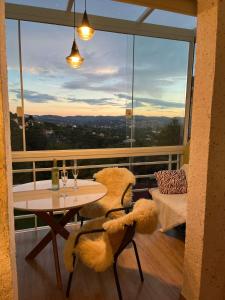 Duplex Panorâmico com vista incrível! Morro do Elefante!