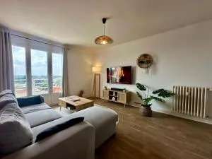 Séjour détente à Blois - Parking & Netflix inclus - 克莱克城