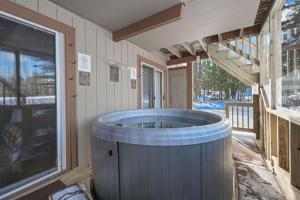 Premium Slope-Side Escape I Alpen Villas at Powderhorn Mountain