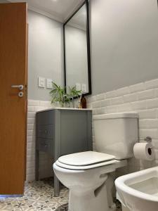 "301" Dpto temporario moderno, luminoso con todo lo necesario para la estadia perfecta, para dos personas, ubicado a dos cuadras de la costanera, en el corazón del camba cua