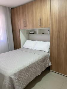 Confortável e lindo Flat c ar e piscina no centro