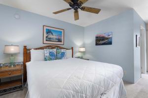 MKB215 Oceanview Poolside Spacious 2-Bed Suite
