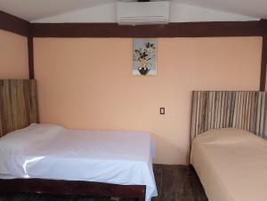 Cabaña y camping en Restaurante Blue Rock